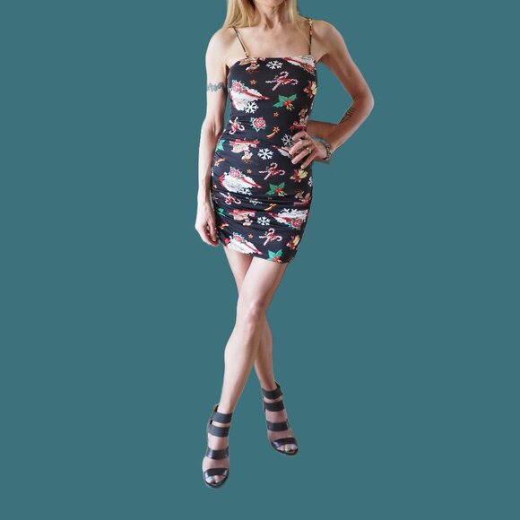 Dress - Picture 1 of 3